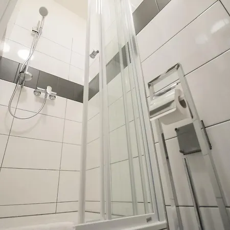 فندق نارودني ستاي 3*