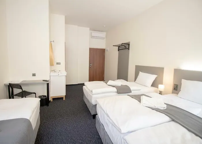 Otel Narodni