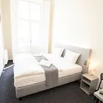 Narodni 3* Praga