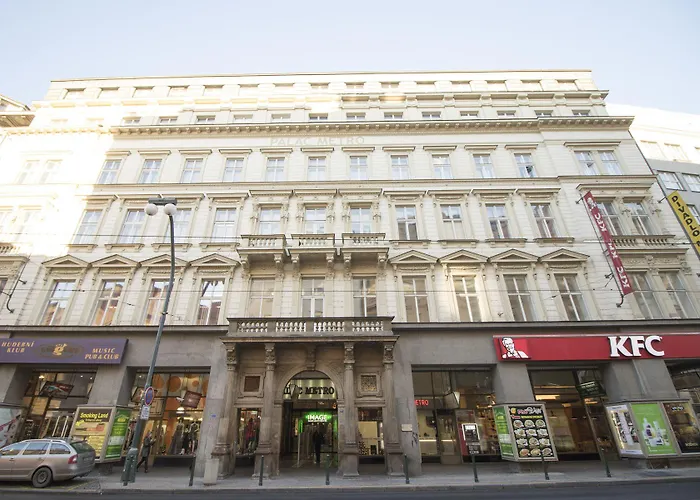 Отель Narodni 3*